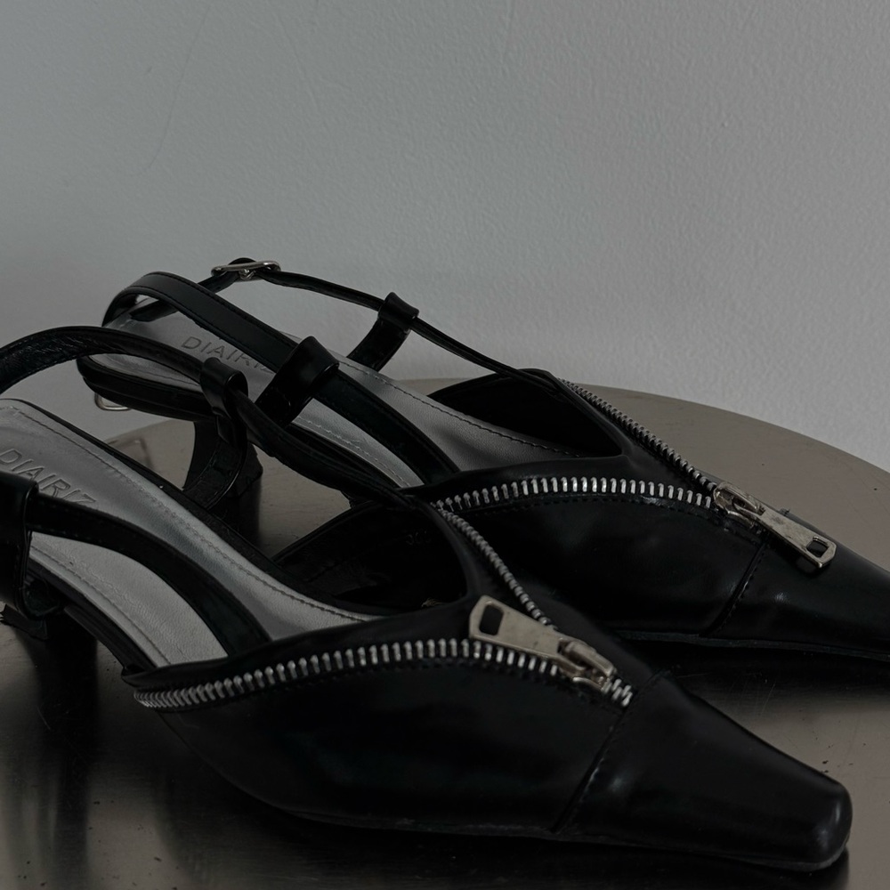 Black Women's Zippered Flats - Picture 4 of 5